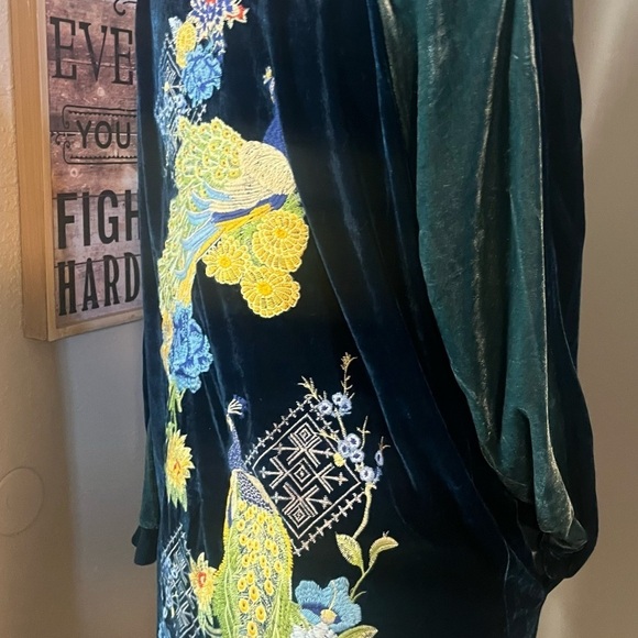 Velvet varsity bomber jacket embroidered peacocks by Paparazzi Biz NWT - Picture 13 of 16